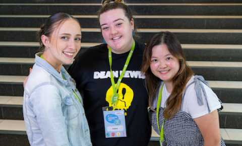 three canteen australia youth leaders